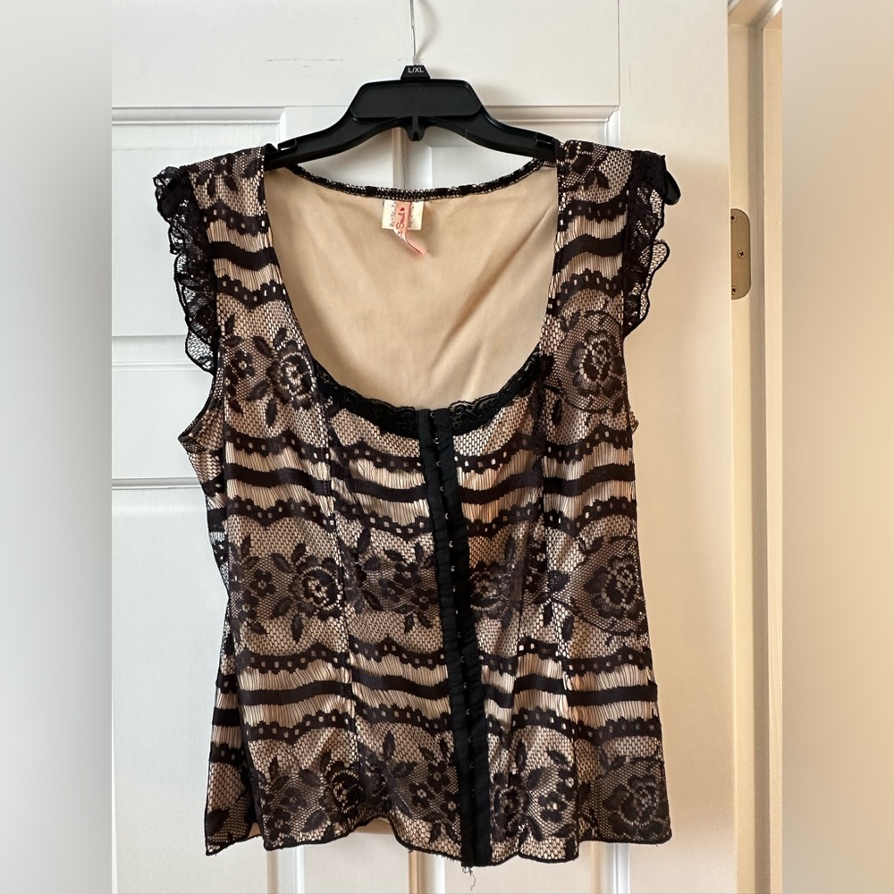 Art And Soul Black and Cream Lace Chemise